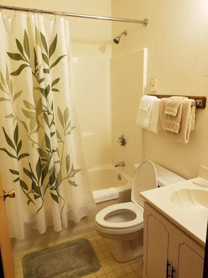 Kancamagus Swift River Inn Albany Номер фото