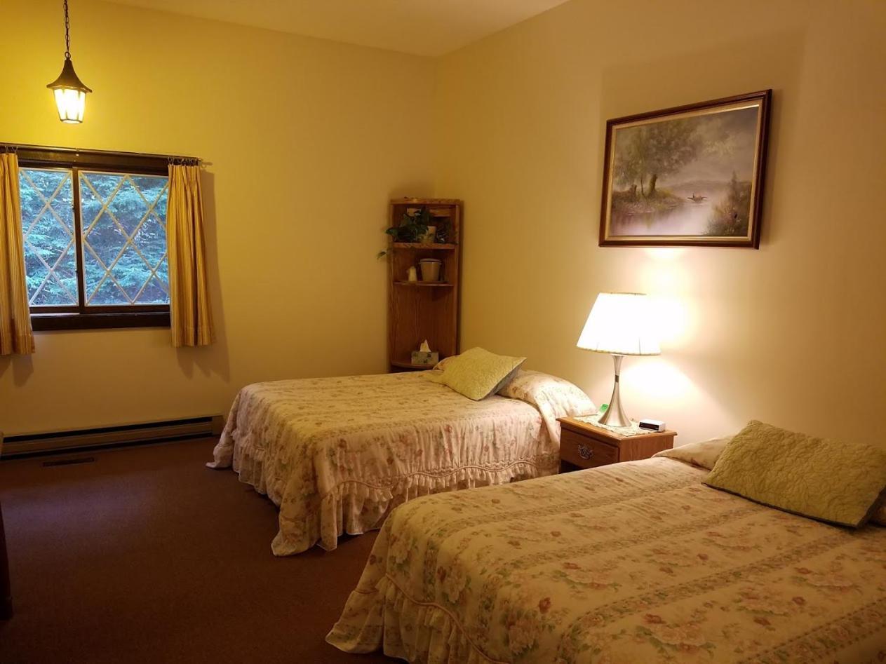 Kancamagus Swift River Inn Albany Номер фото